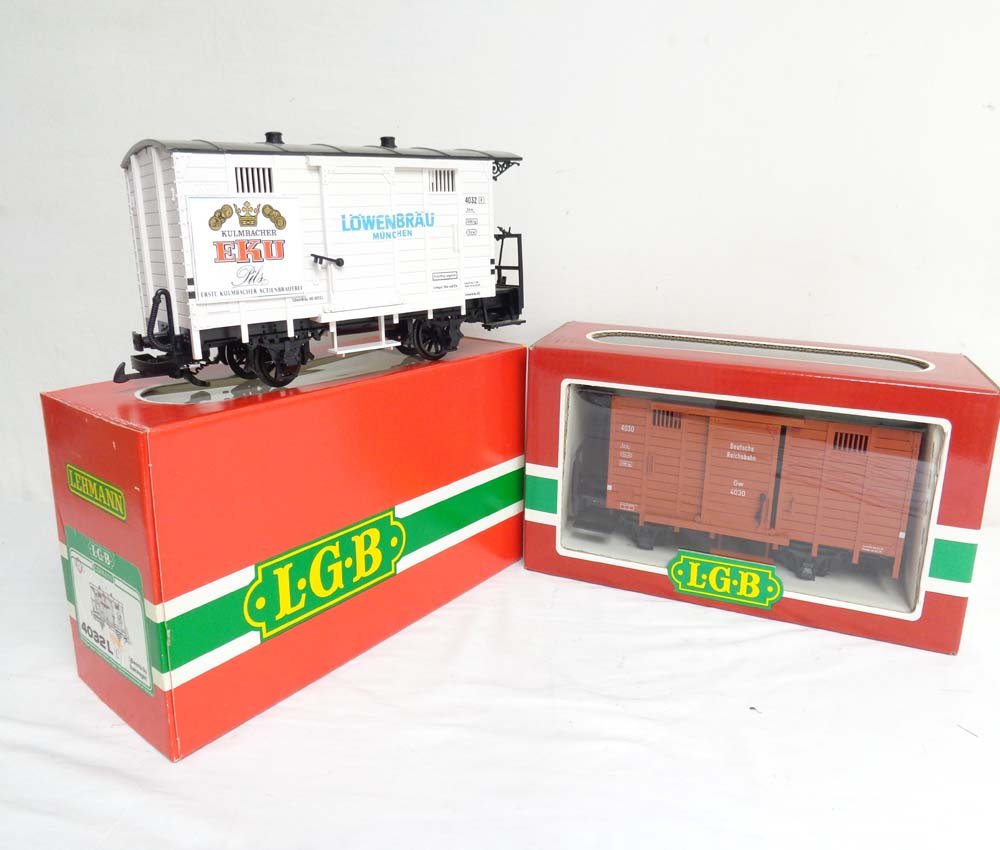 ABT: Mint LGB G Scale: #4032L/4030 Box Cars/OBs: Paul V. Ambrose and Drew J. Bauer present: These are the #4032L/4030 Box Cars that LGB made for G Scale a few years ago. Our Opinion is that they are generally in Mint Condition. Original Boxes. All O