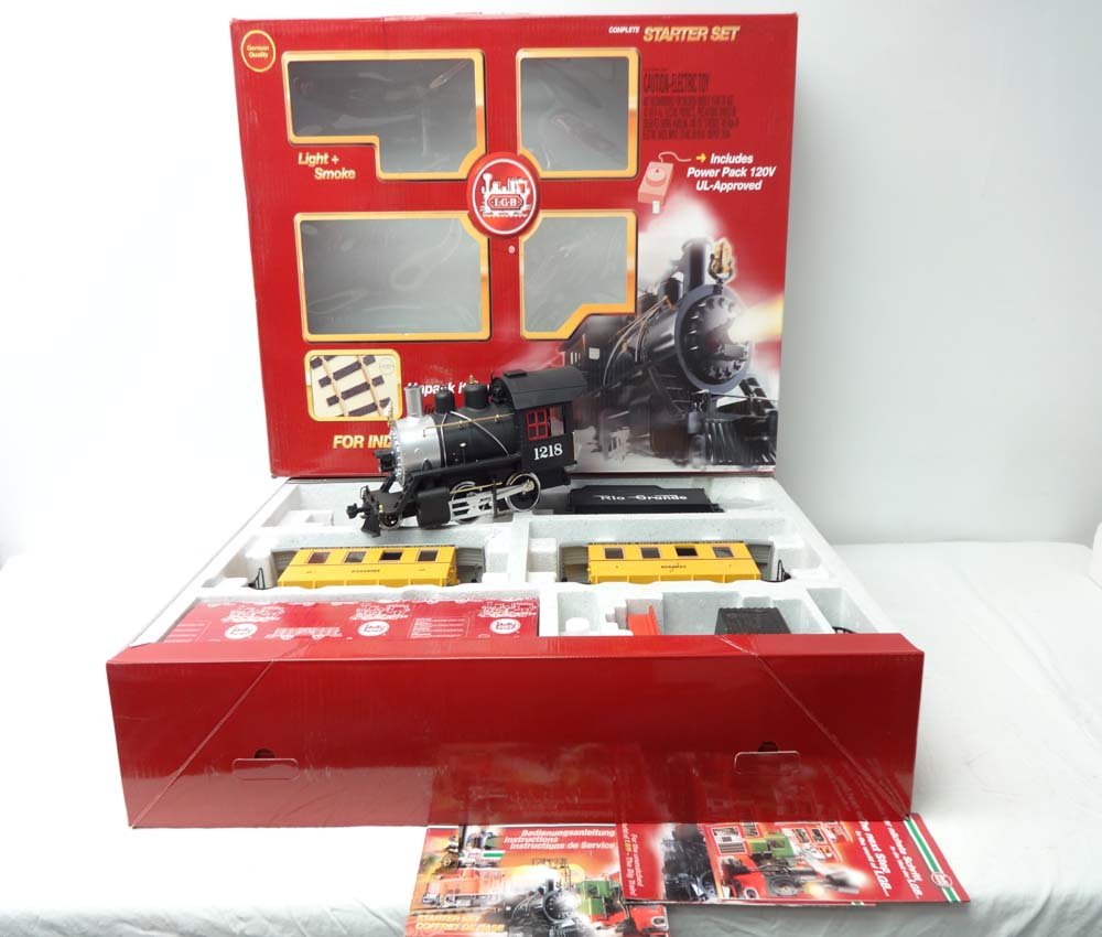 ABT: Mint LGB G Scale: #72324 Rio Grand Train Set/OB: Paul V. Ambrose and Drew J. Bauer present: This is the #72324 Rio Grand Train Set that LGB made for G Scale a few years ago. Our Opinion is that the Set is generally in Mint Condition. Original Box. A