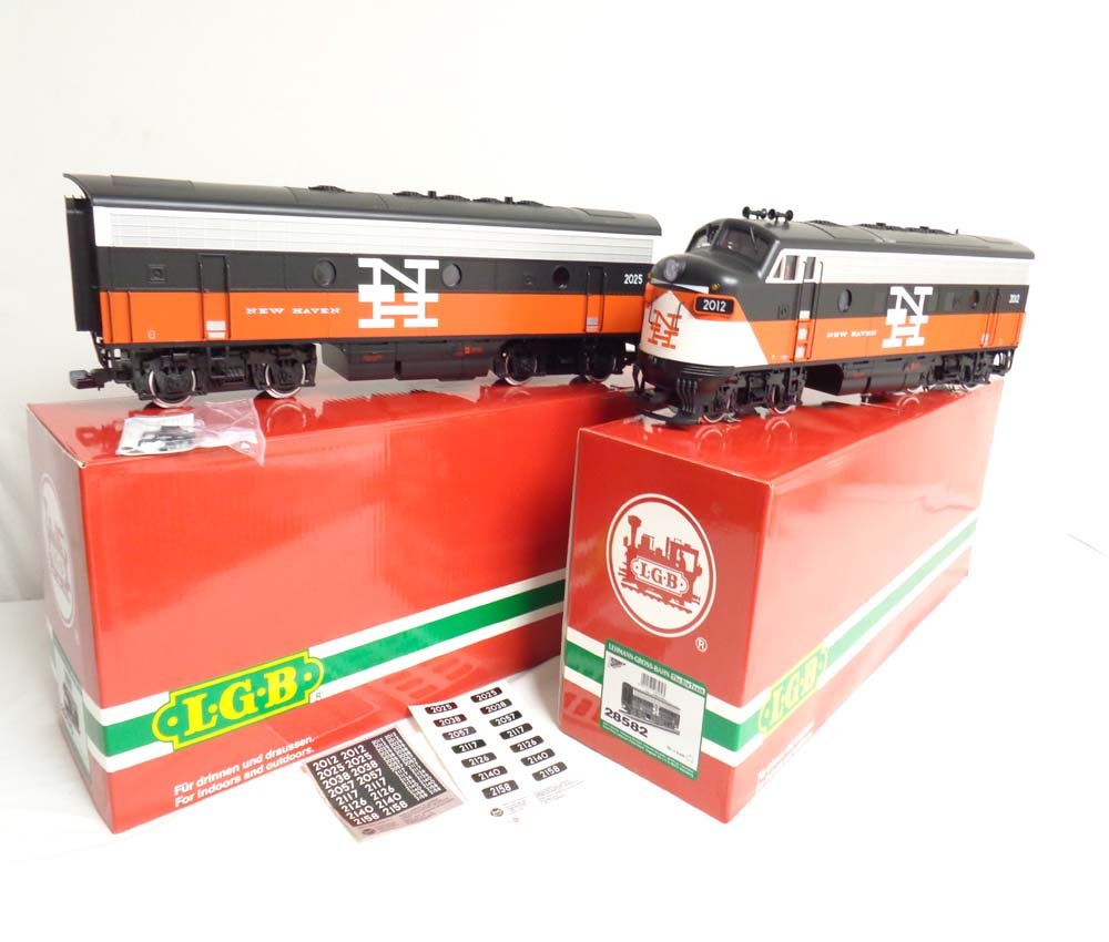 ABT: Mint LGB G Scale: New Haven #28570 A Unit and: Paul V. Ambrose and Drew J. Bauer present: These are the New Haven #28570 A Unit and the #28582 B Unit that LGB made for G Scale a few years ago. Our Opinion is that they are generally in Mint Conditi