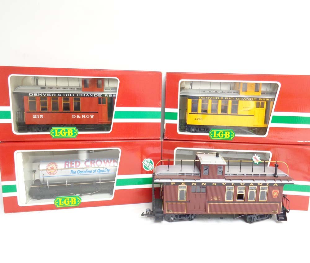 ABT: Mint LGB G Scale: 4 Assorted Cars/OBs: Paul V. Ambrose and Drew J. Bauer present: These are the #42750 Pennsylvania Combo Caboose, the #4175 Denver and Rio Grande Western Combo Caboose, the #4075 Denver and Rio Grande Western Caboose, and 