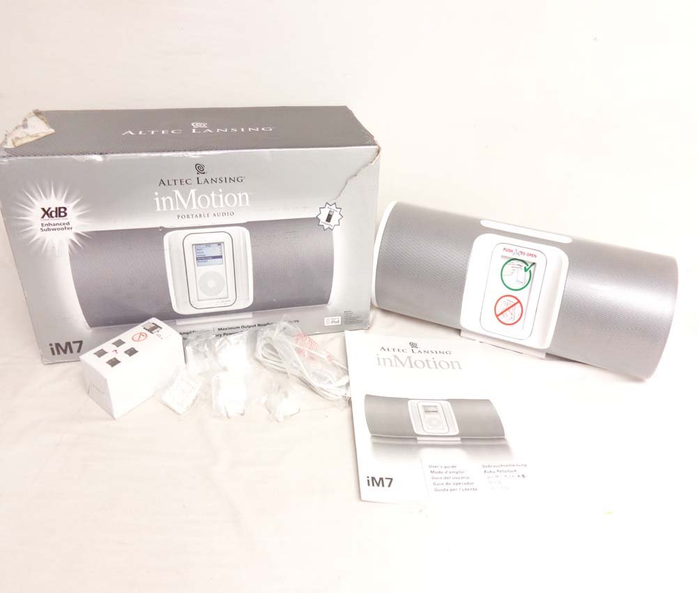 ABT: Mint Altec Lansing #ALT IM7 Apple iPod Speaker: Paul V. Ambrose and Drew J. Bauer present: This is the Altec Lansing #ALT IM7 Apple iPod Speaker System. Our Opinion is that it is generally in Mint Condition. Original Box. All Original in our Opinio