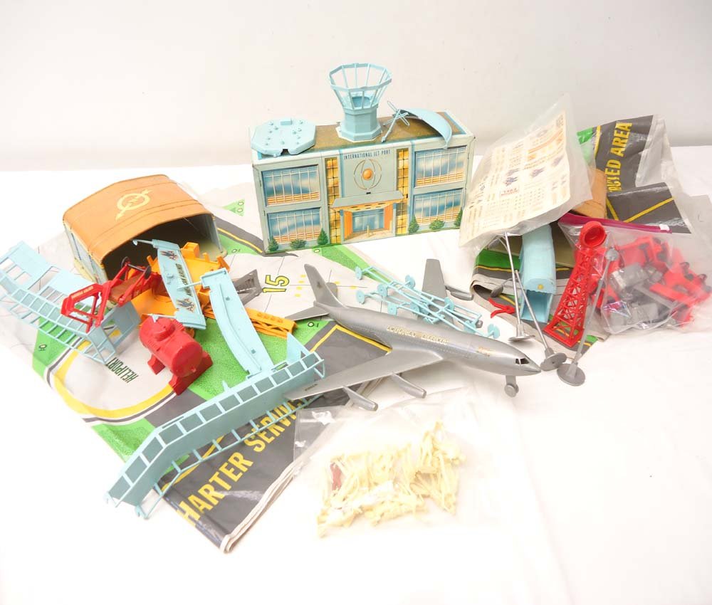 ABT Scarce Marx 'International Airport' Play Set