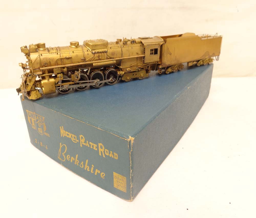ABT: Brass HO: United NPR 2-8-4 Berkshire Steam E&T/OB: Paul V. Ambrose and Drew J. Bauer present: These are the unpainted Brass HO Nickel Plate Road 2-8-4 Berkshire Steam Engine and Tender that United made circa the 1960. Includes OB as shown. Examine ver