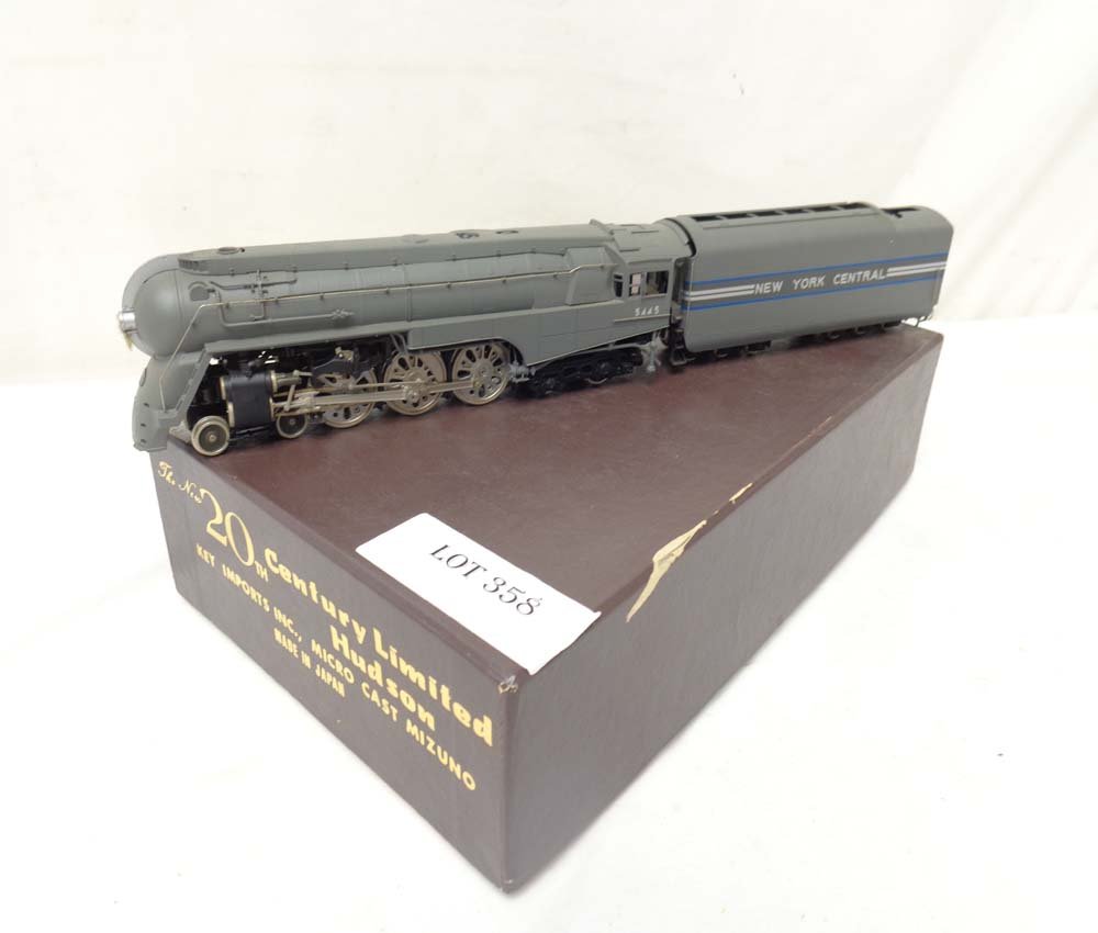 ABT: Brass HO: Mizuno/Key NYC '20th Century' 4-6-4: Paul V. Ambrose and Drew J. Bauer present: These are the painted Brass HO '20th Century Limited' New York Central 4-6-4 'Hudson' Steam Engine and Tender that Mizuno/Key made some time in the past. Inc