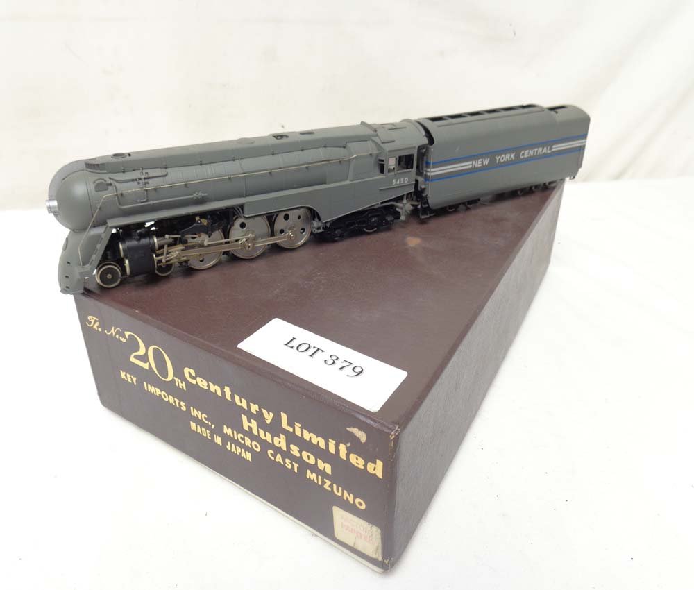 ABT: Brass HO: Mizuno/Key NYC '20th Century' 4-6-4: Paul V. Ambrose and Drew J. Bauer present: These are the painted Brass HO New York Central '20th Century Limited' 4-6-4 Hudson Steam Engine and Tender that Mizuno/Key Imports made some time in the pas