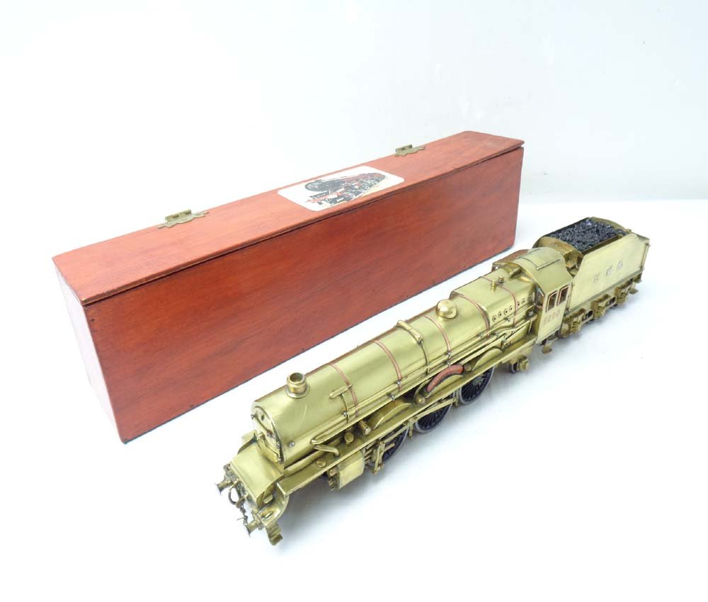 ABT: Brass O: British #6200 LMS 'Princess Royal' Steam: Paul V. Ambrose and Drew J. Bauer present: These are the unpainted Brass O Gauge #6200 LMS 'Princess Royal' 4-6-2 Steam Engine and Tender by an unidentified European Maker from some time in the past.