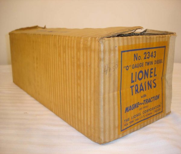ABT: Brick Lionel #2343 SF 1950 Master Carton: Paul V. Ambrose and Drew J. Bauer present: This is the Original Master Carton for the first-issue of #2343 Santa Fe F-3 AA Diesels that Lionel made in 1950. PLEASE REMEMBER THAT YOU ARE ONLY BIDDING O