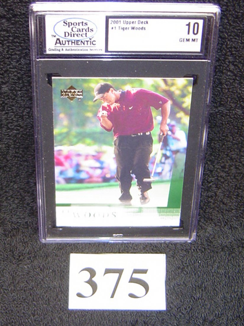 2001 UPPER DECK UD GRADED TIGER WOODS GOLF CARD: 10. COA BY SPORTS CARDS DIRECT.