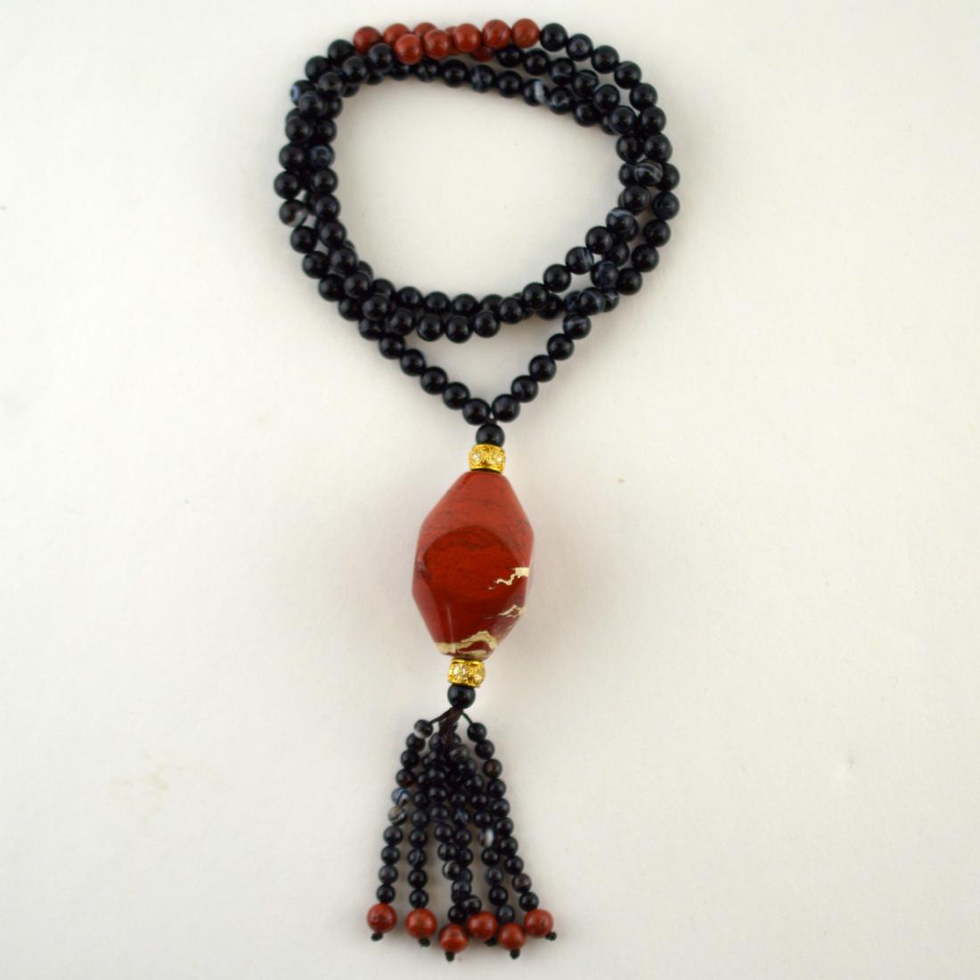 Nanhong Red Agate Pendant Bead Necklace (1 of 2)
