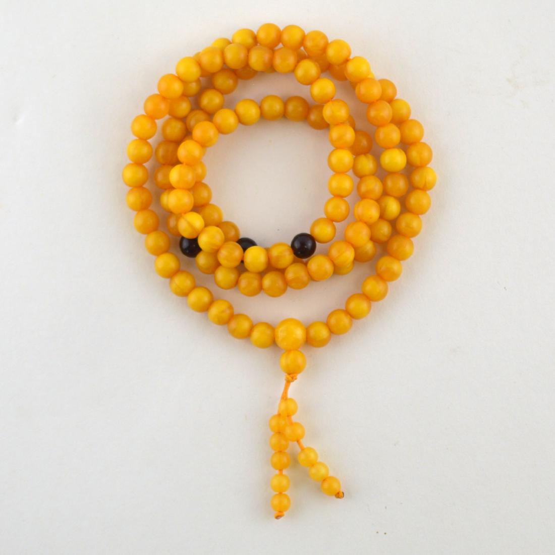 Royal Amber Bead Necklace (1 of 2)