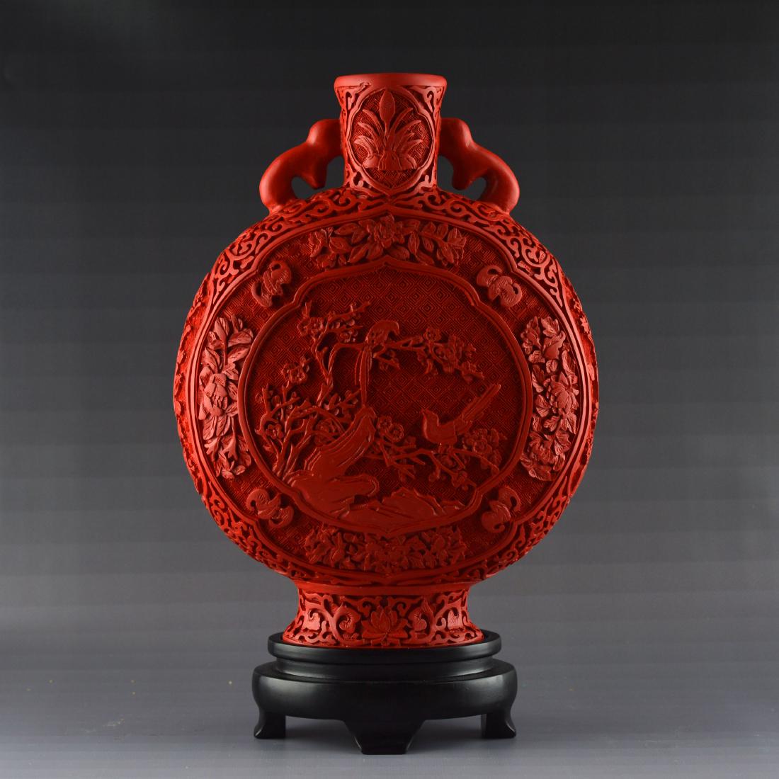 Lacquerware Moon flask (1 of 4)