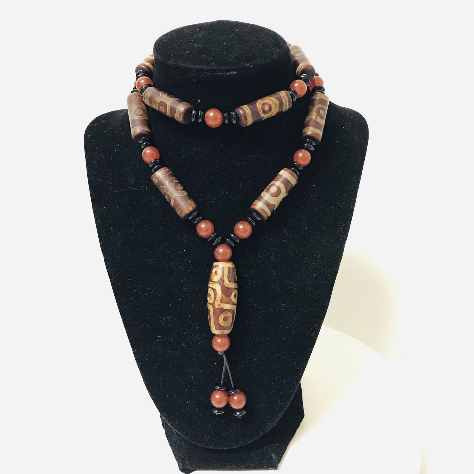 Nine-eyed dZi necklace (1 of 2)