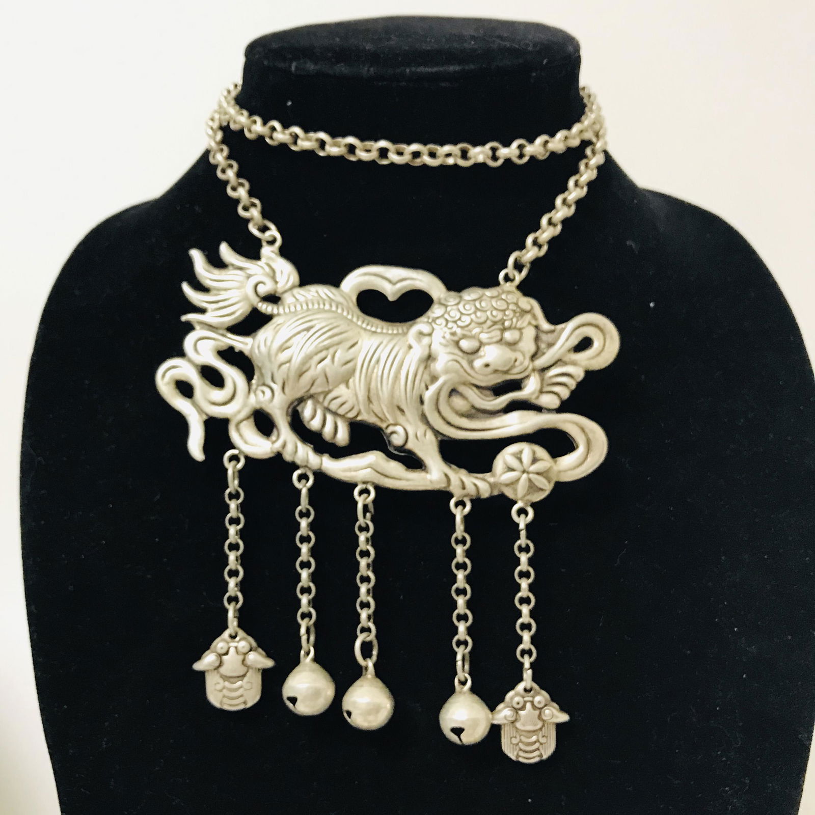 Old silver pendant (1 of 2)