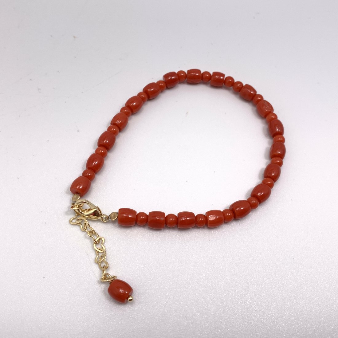 Pair of nanural coral bead bracelet (1 of 2)
