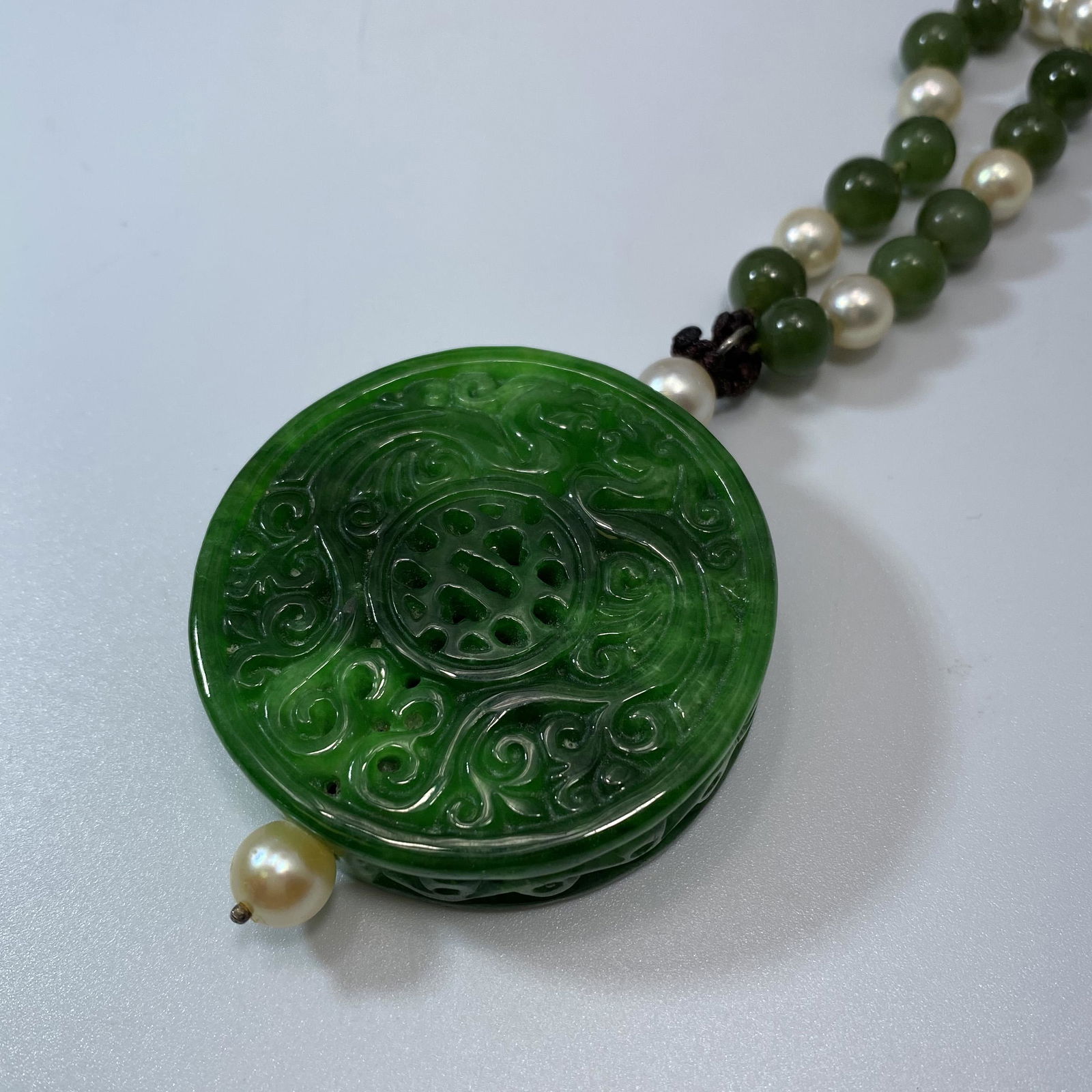 Old Jadeite Pendant with Pearl and Jasper Jade Bead (1 of 9)