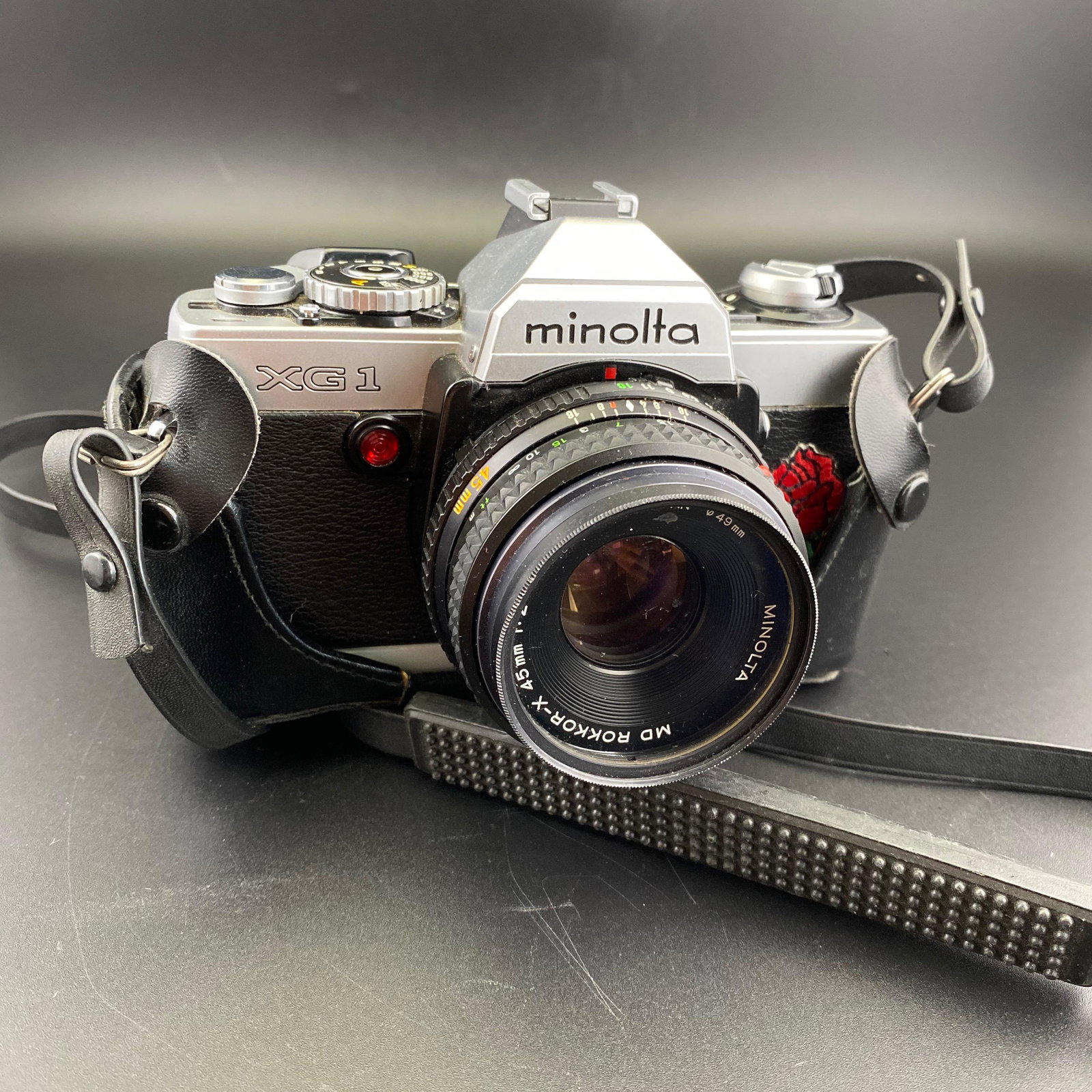 Old camera: Old camera