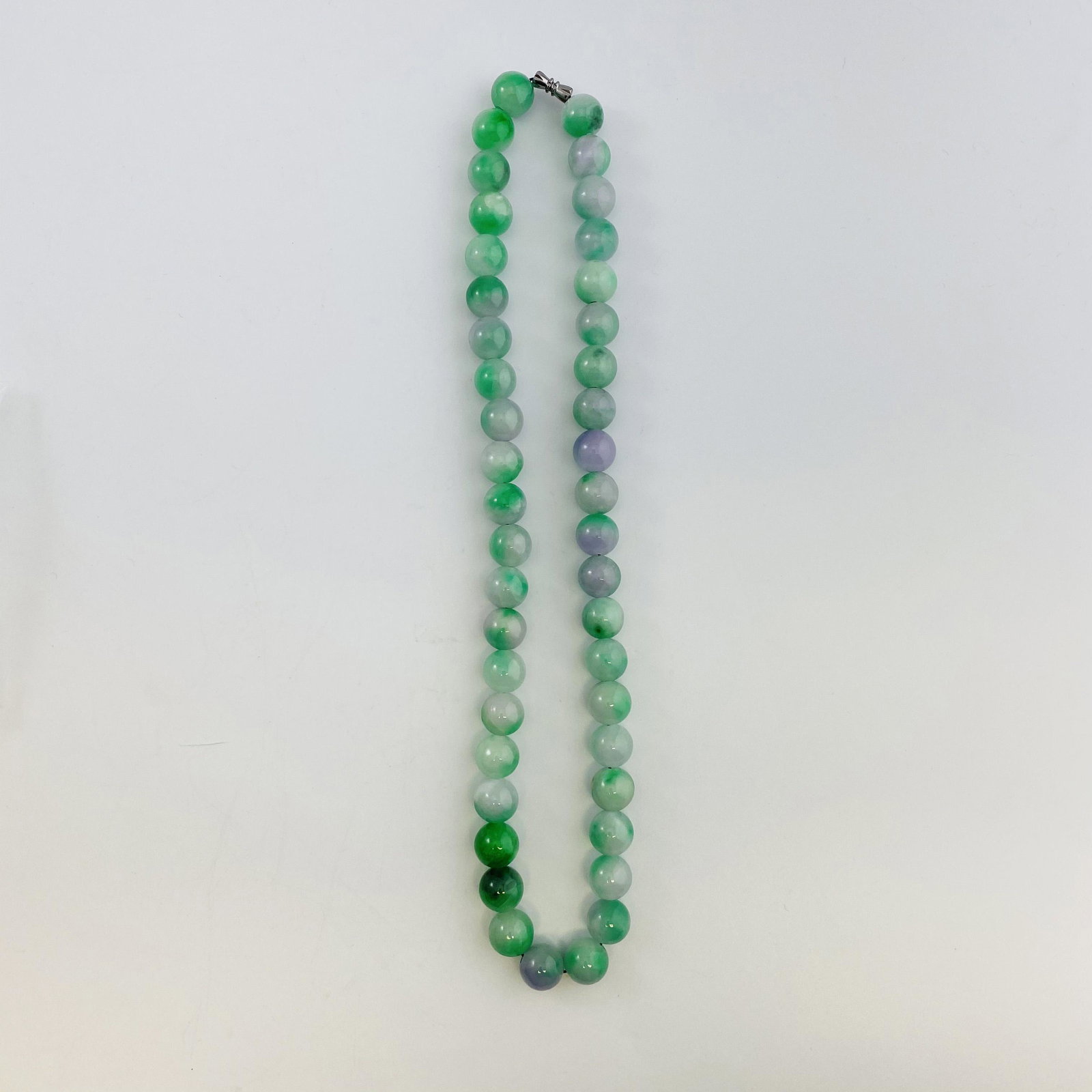 Green Jadeite Beads Necklace: Green Jadeite Beads Necklace 56cm