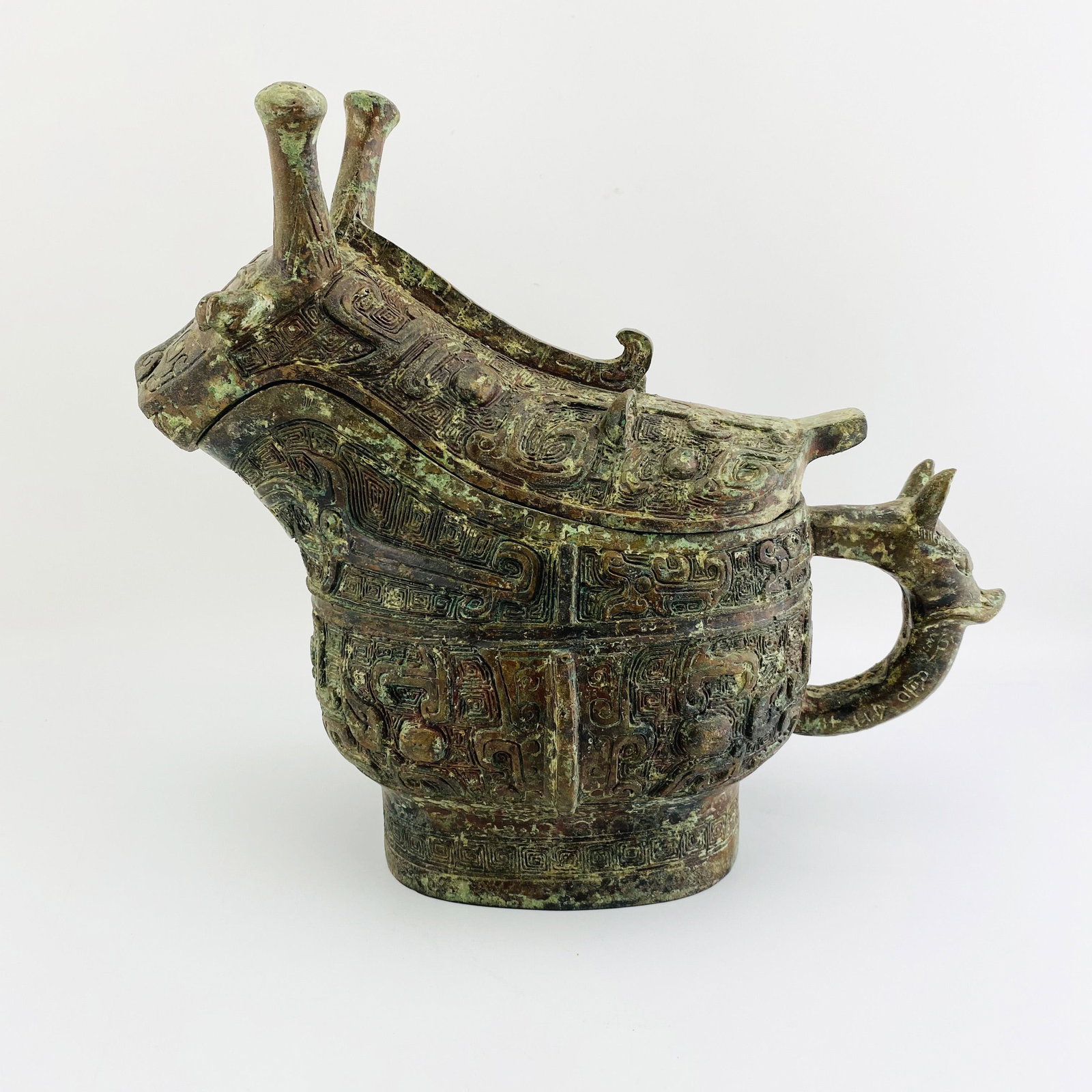 The Western Zhou Dynasty Sheep Statue Bronze: The Western Zhou Dynasty Sheep Statue Bronze 27.5*24*12cm