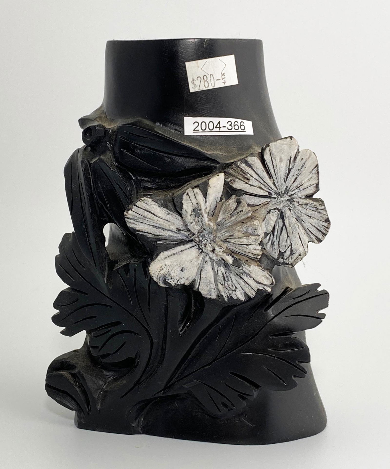 Natural Chrysanthemum stone pen container (1 of 6)