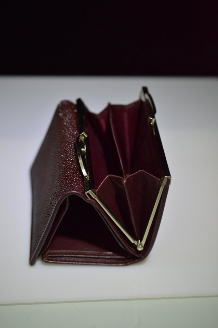 Stingray Skin Wallet (1 of 4)