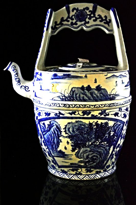 Late Qing Blue and White landscape Teapot (1 of 7)