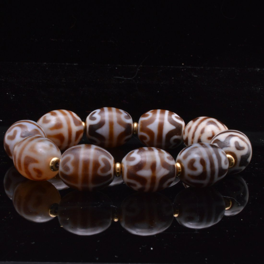 Vintage Lotus Dzi Bead Bracelet (1 of 2)