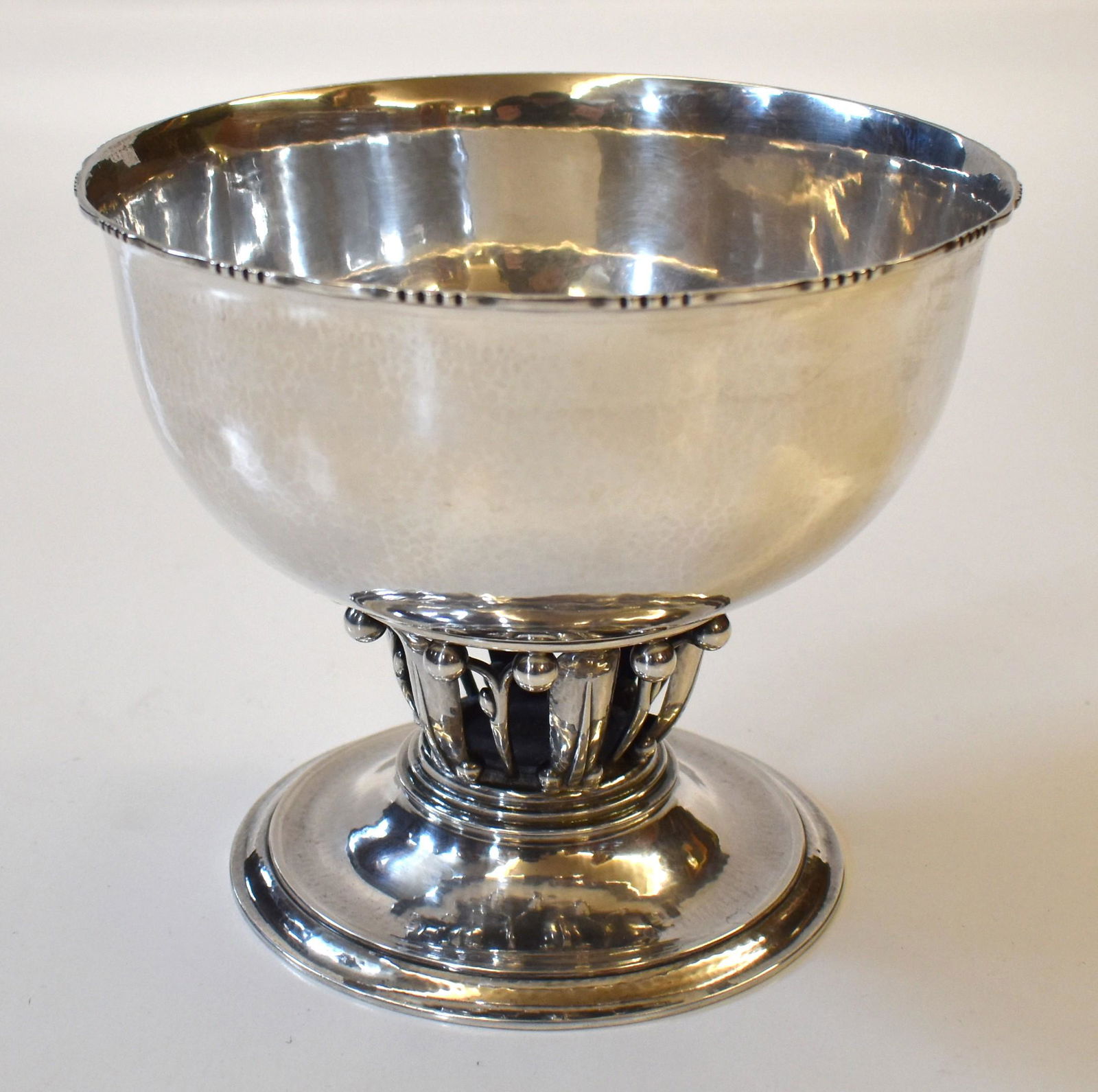 Georg Arthur Jensen Danimarca, alzata in argento 925 modello 19A (1933/44) gr.662 19,3x16,3 cm (1 of 1)