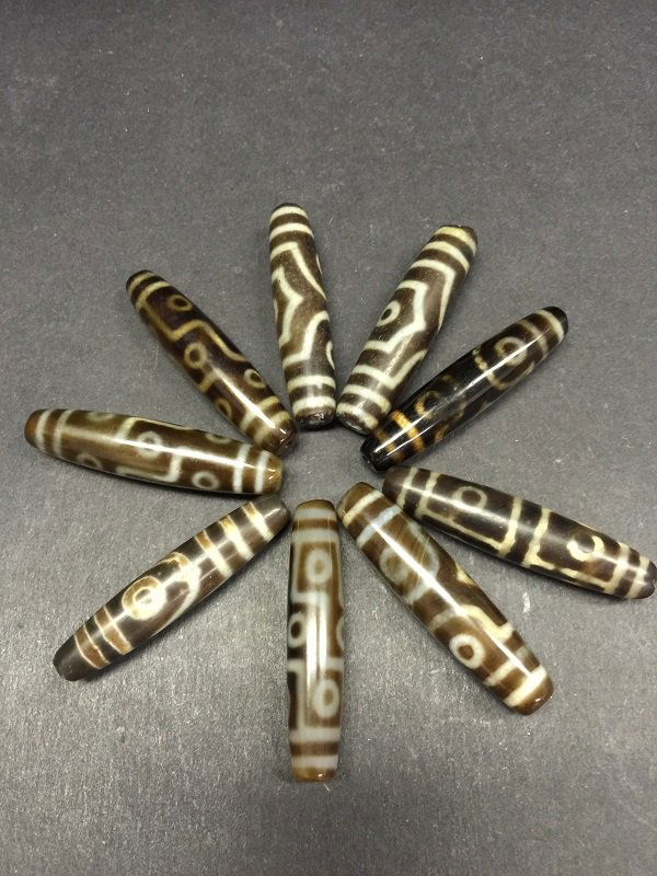 Antique Finely Carved  9 Pieces Tibetan Dzi Beads (1 of 4)
