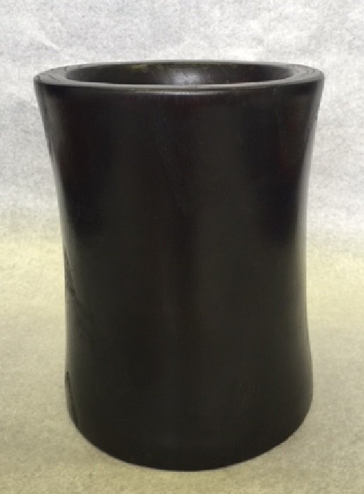 19th C. Zitan Wood Brush Pot With Patina: 19th C Zitan brush pot with natural patina. Dimension: H 16cm (6.30), D 12cm (4.72). Provenance: Estate Sale of Chinese Painter family.