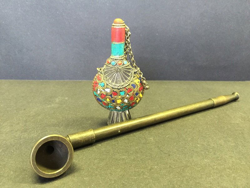 Antique A Set Of Snuff Bottle And Smoking Pipe (1 of 6)