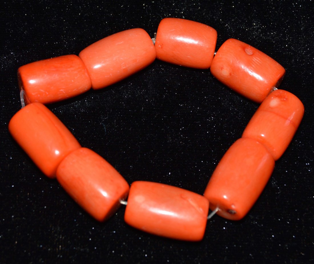 Coral Bead Bracelets: Coral Bead Bracelets 7 in (17.5 cm)