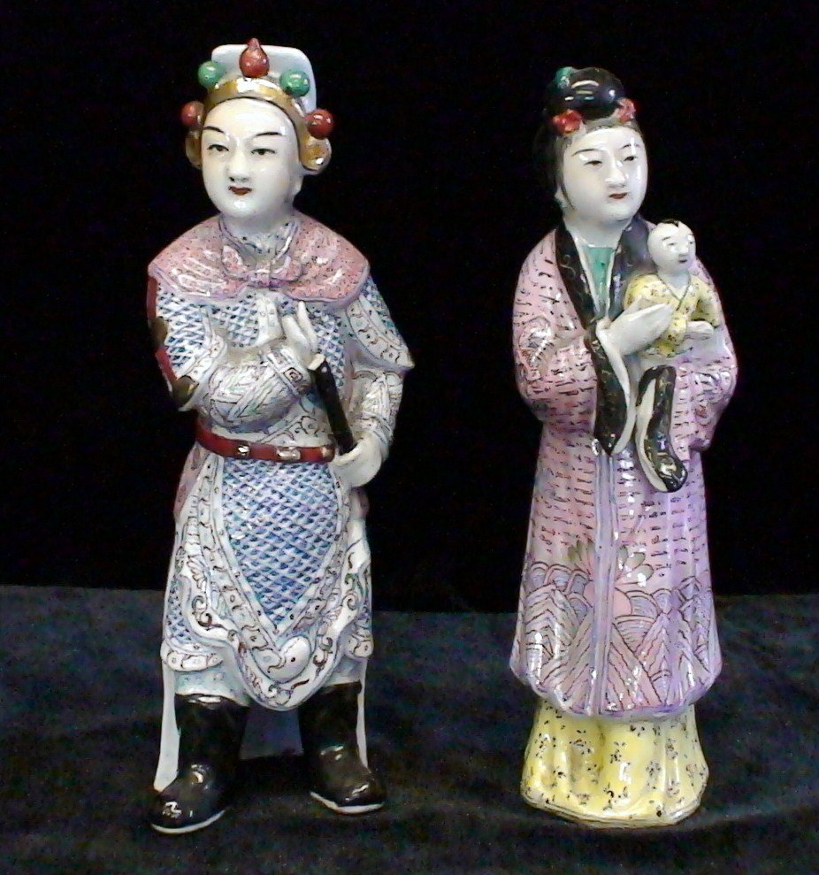 Two Pieces Chinese Famille Rose Ceramic Figures (1 of 9)