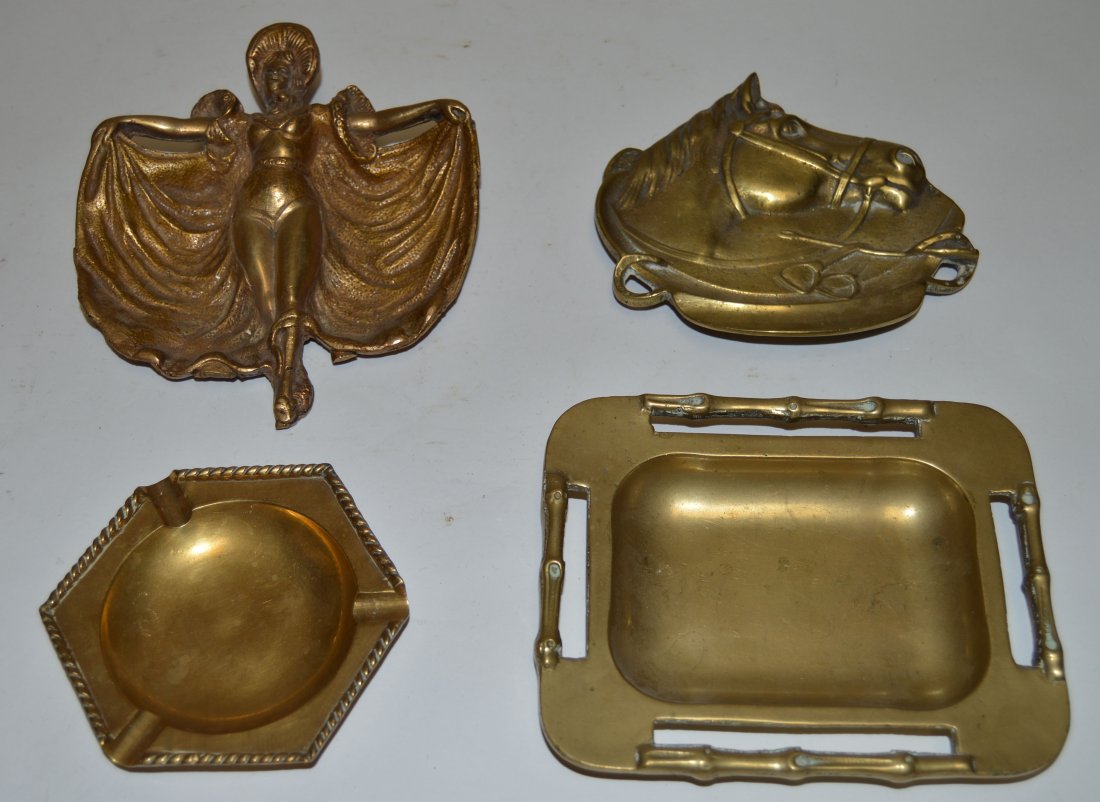 4-pcs Assorted Well Carved Bronze Ashtrays (1 of 5)