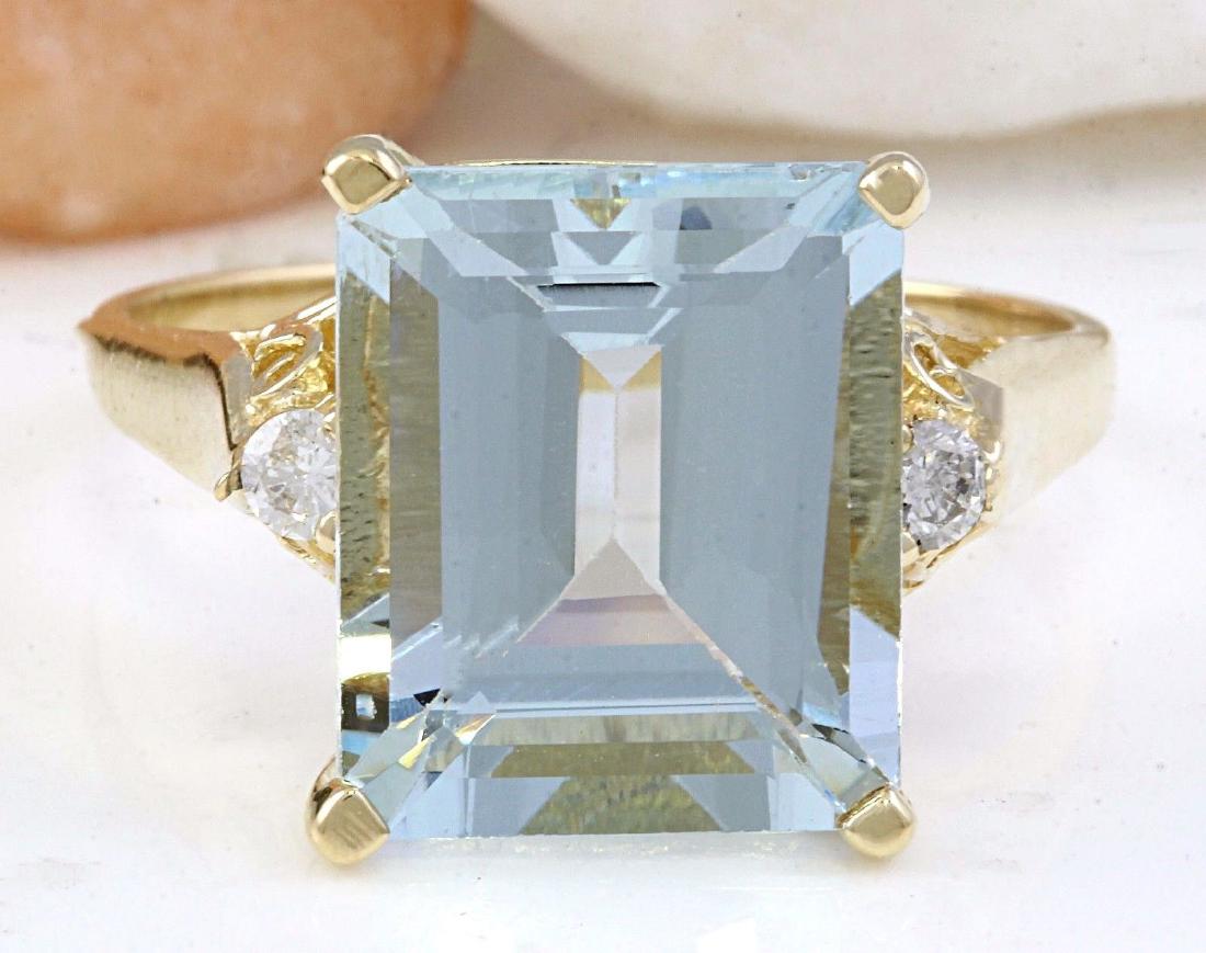 4.72 Carat Natural Aquamarine 18K Solid Yellow Gold: 4.72 Carat Natural Aquamarine 18K Solid Yellow Gold Diamond Ring Item Type: Ring Item Style: Cocktail Material: 18K Yellow Gold Mainstone: Aquamarine Stone Color: Blue Stone Weight: 4.66 Carat Stone S