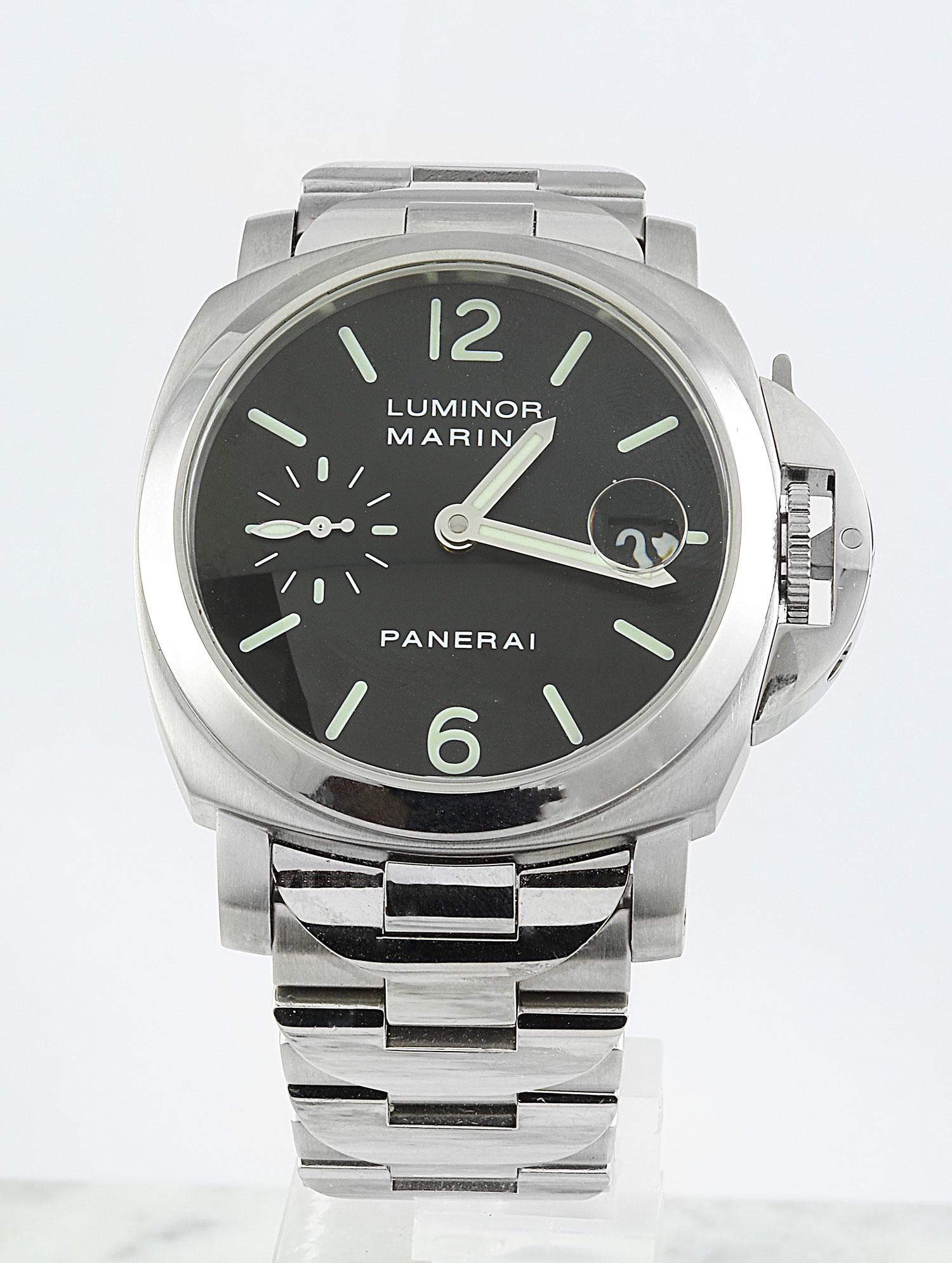 Authentic Panerai Luminor Marina Watch: Stainless Steel Total Watch Weight: 188.3 Grams Face Measures: 39.00 Millimeter SKU: [6001089]