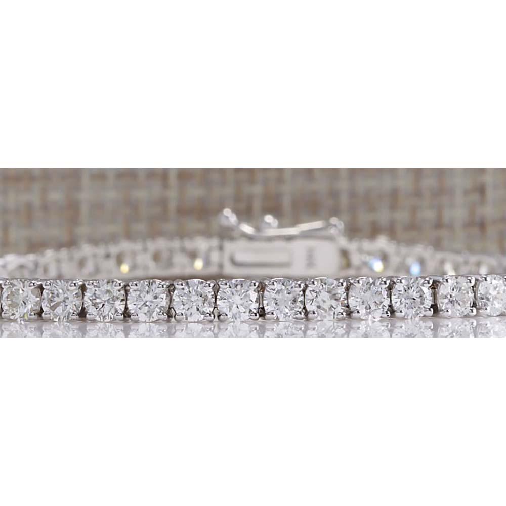 6.85CTW Natural Diamond Bracelet In 18K Solid White: 6.85CTW Natural Diamond Bracelet In 18K Solid White Gold Manufacturer's Suggested Retail Price: $ 27950.00 Stamped: 18K Bracelet Width: 3.20mm Bracelet Length: 7.5 Inches Total Bracelet Weight: 10.1 G
