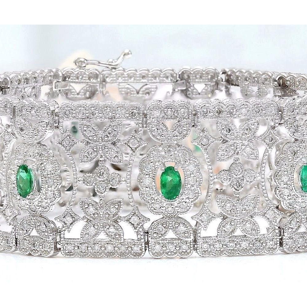 8.25 CTW Natural Emerald 18K Solid White Gold Diamond: 8.25 CTW Natural Emerald 18K Solid White Gold Diamond Bracelet Manufacturer's Suggested Retail Price: $ 15800.00 8.25 Carat Natural Emerald 18K Solid White Gold Diamond Bracelet Item Type: Bracelet It