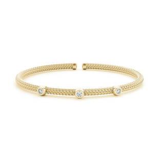 Natural 0.15 CTW Diamond Bracelet 18K Yellow Gold: Natural 0.15 CTW Diamond Bracelet 18K Yellow Gold Manufacturer's Suggested Retail Price: $3100.00 Product Type: Diamond Bracelet Stone1 Type: 3 Diamonds @ 0.15 CTW Stone1 Color: G Stone1 Clarity: