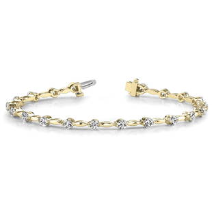 Natural 3 CTW Diamond Bracelet 18K Yellow Gold: Natural 3 CTW Diamond Bracelet 18K Yellow Gold Manufacturer's Suggested Retail Price: $9700.00 Product Type: Diamond Bracelet Stone1 Type: 20 Diamonds @ 3 CTW Stone1 Color: G Stone1 Clarity: