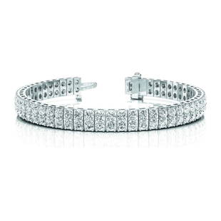 Natural 5 CTW Diamond Bracelet 18K White Gold: Natural 5 CTW Diamond Bracelet 18K White Gold Manufacturer's Suggested Retail Price: $14800.00 Product Type: Diamond Bracelet Stone1 Type: 122 Diamonds @ 5 CTW Stone1 Color: G Stone1 Clarity: