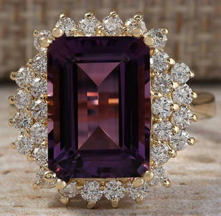 7.53CTW Natural Amethyst And Diamond Ring In 18K Solid Yellow Gold: 7.53CTW Natural Amethyst And Diamond Ring In 18K Solid Yellow Gold Manufacturer's Suggested Retail Price: $ 3500.00 Stamped: 18K Ring Size: 6.75 Total Ring Weight: 6.1 Grams Diamond Weight: 