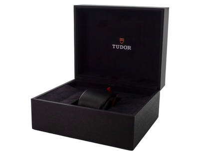 Tudor Black Bay Heritage Black Dial Stainless Steel: Tudor Black Bay Heritage Black Dial Stainless Steel ---- Product Code: 304897478317-E ---- Brand: Tudor ---- Condition: Pre-Owned ---- Model: 79230N ---- Item Specifics:Band Color: SilverBand Material