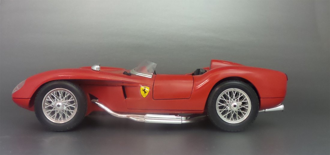 VINTAGE AMT 1957 FERRARI 250 TESTA ROSSA MADE IN ITALY (1 of 6)