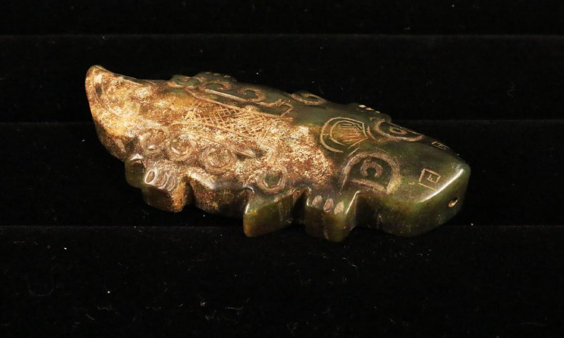 Handcarved stylized lizard figure. Qing dynasty. 45 gr. (1 of 2)