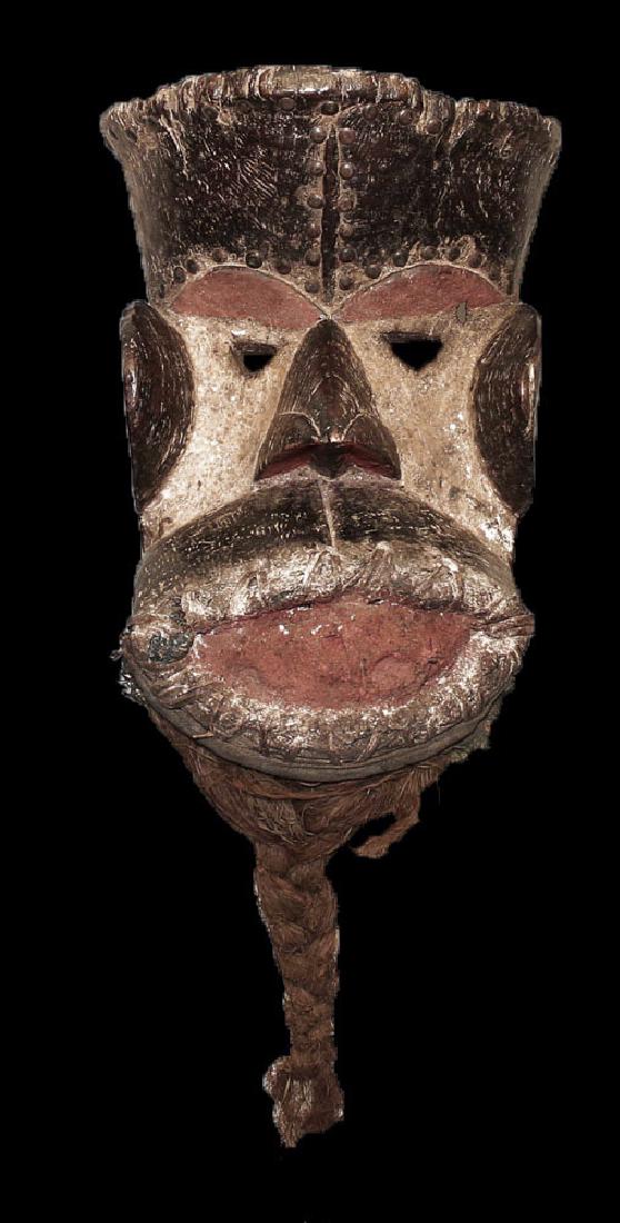 CARVED BETE MASK WITH BEARD EARLY 1900 VERY RARE (1 of 8)