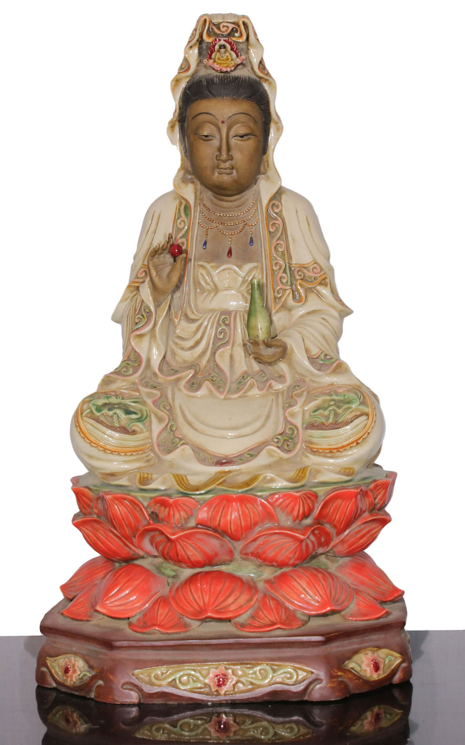 Porcelain staue of Buddha Qing dynasty (1 of 4)