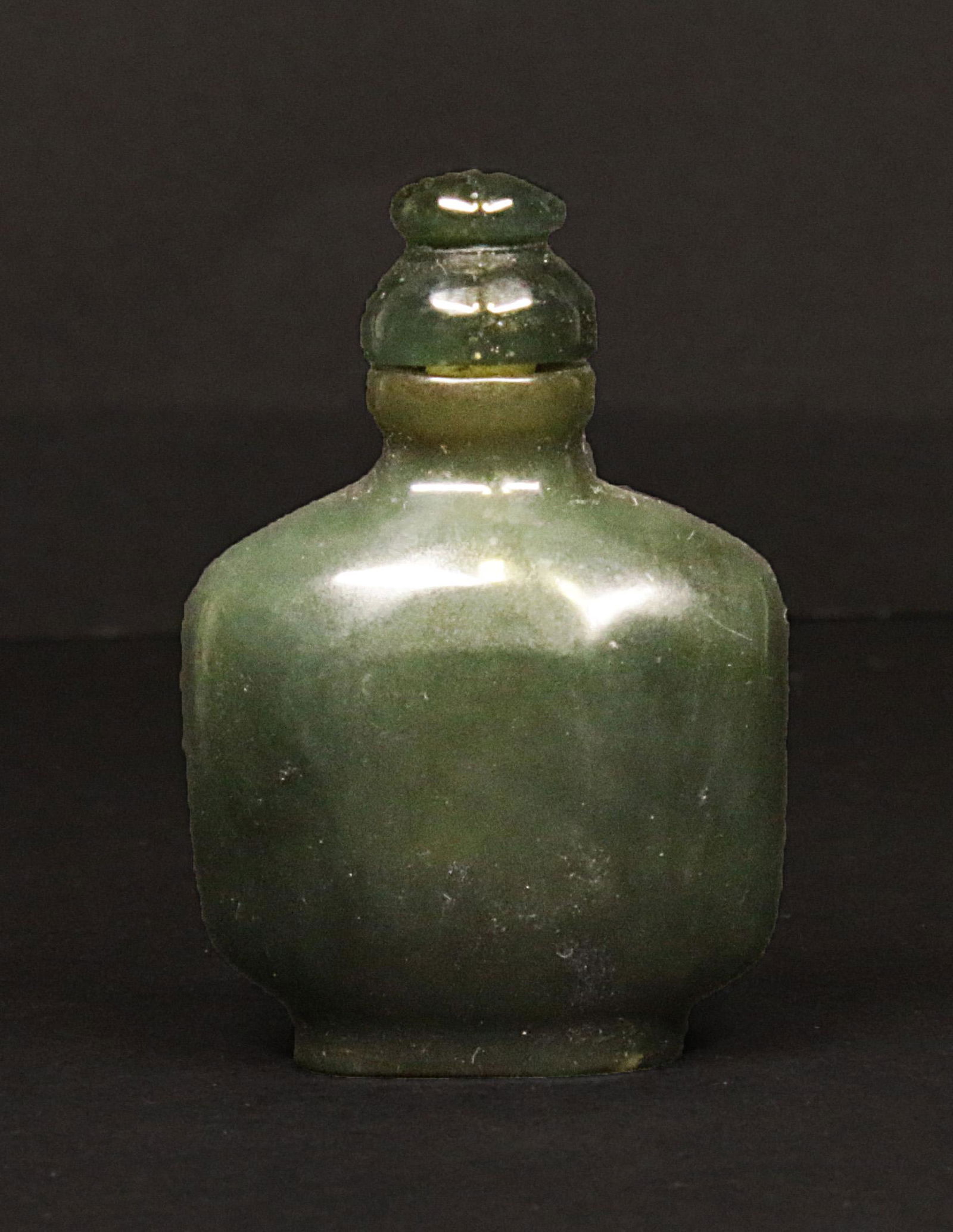 China MinGuo 1920 Old Handcarved Jade snuff bottle 75 (1 of 5)