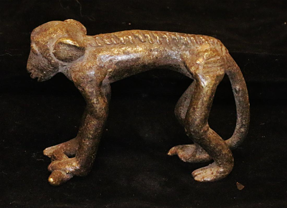 Ivory coast Ashanti People Bronze weight statue monkey (1 of 3)
