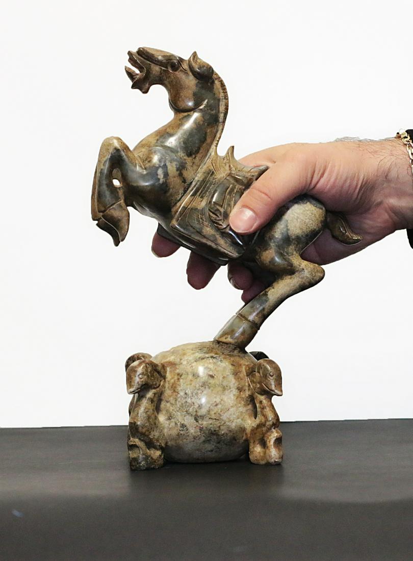 China Qing Dynasty 1850/1900 Heavy jade statue 2,2 kg (1 of 5)