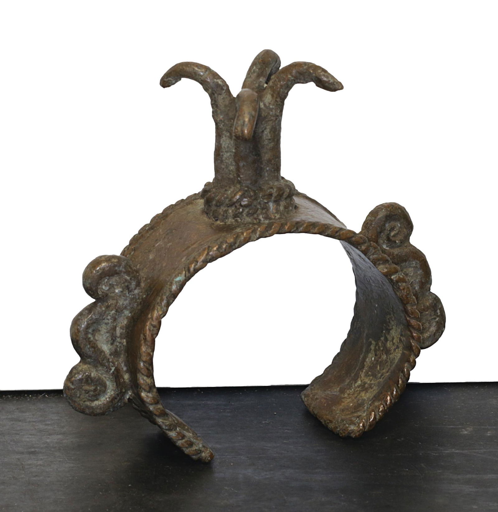 Cameroon Bamenda Manilla bronze bracelet 1850 African (1 of 3)